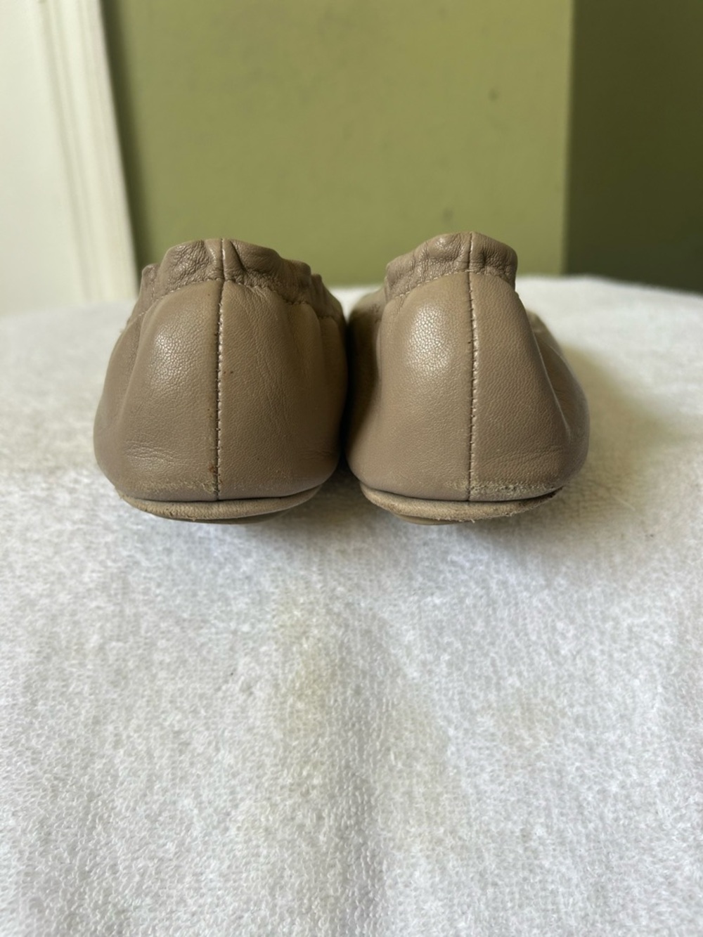 Tory Burch Taupe Leather Logo Medallion Ballet Flats - Picture 7 of 16